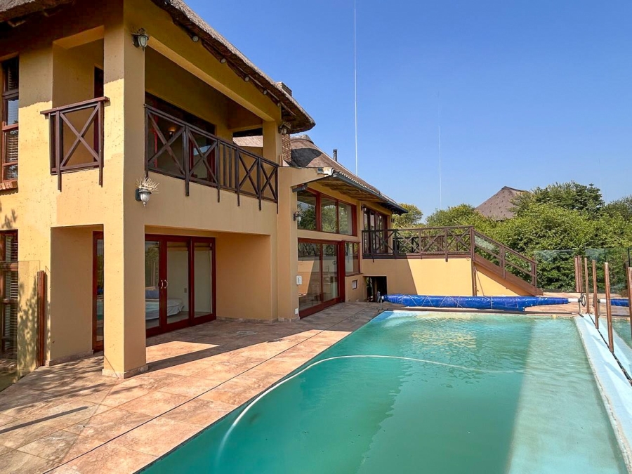 4 Bedroom Property for Sale in Boschenvaal River Front Lodges Free State